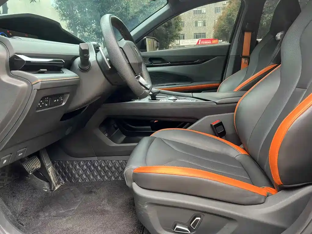 Changan UNI-V 2023 1.5T Premium