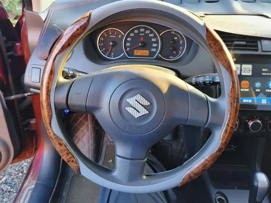Suzuki Swift — миниатюра 15