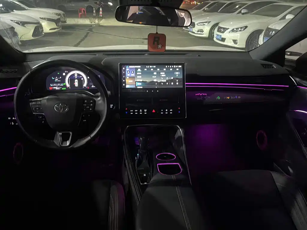 Toyota Avalon — миниатюра 5