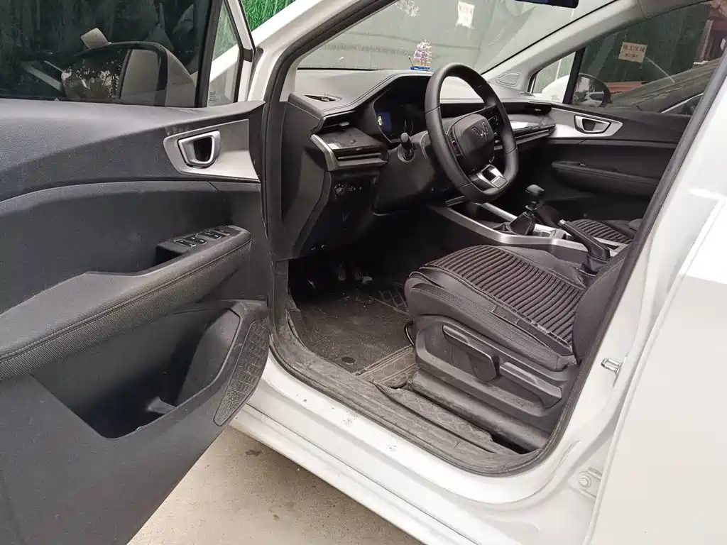 Wuling Jiachen — миниатюра 14