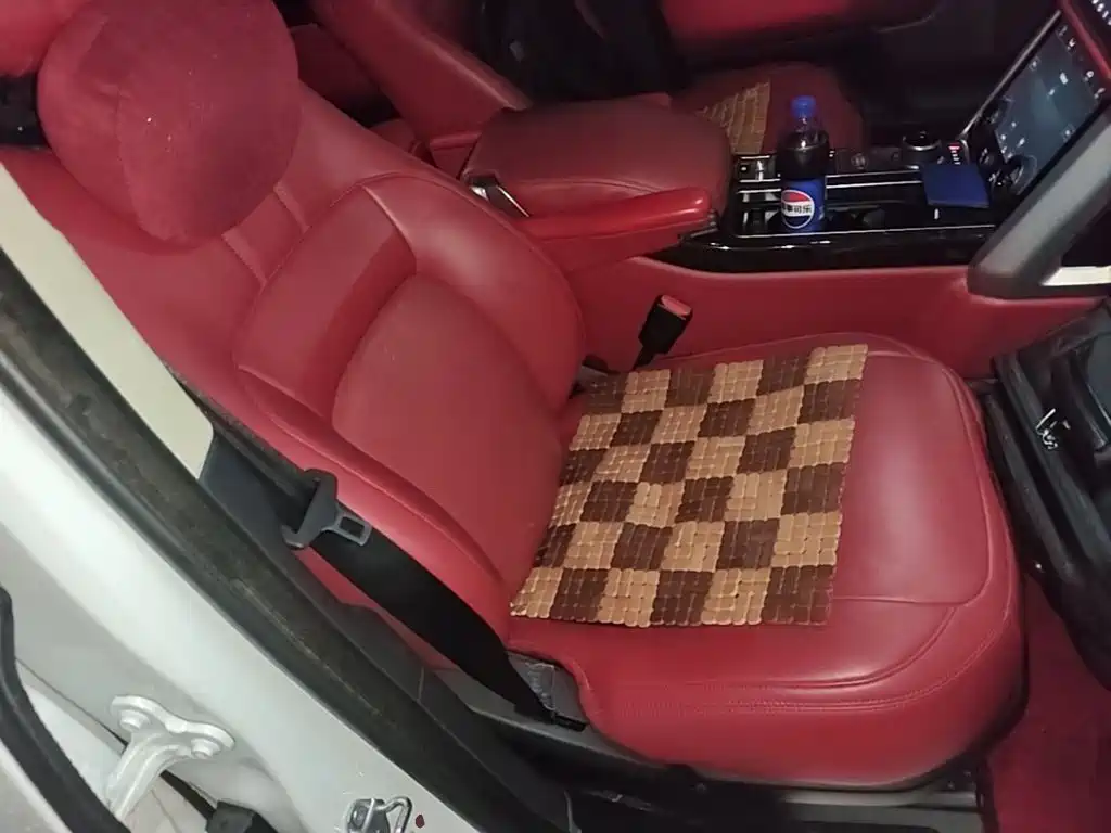 Land Rover Range Rover — миниатюра 19