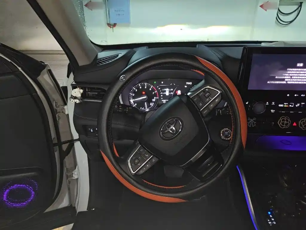 Toyota Highlander — миниатюра 3