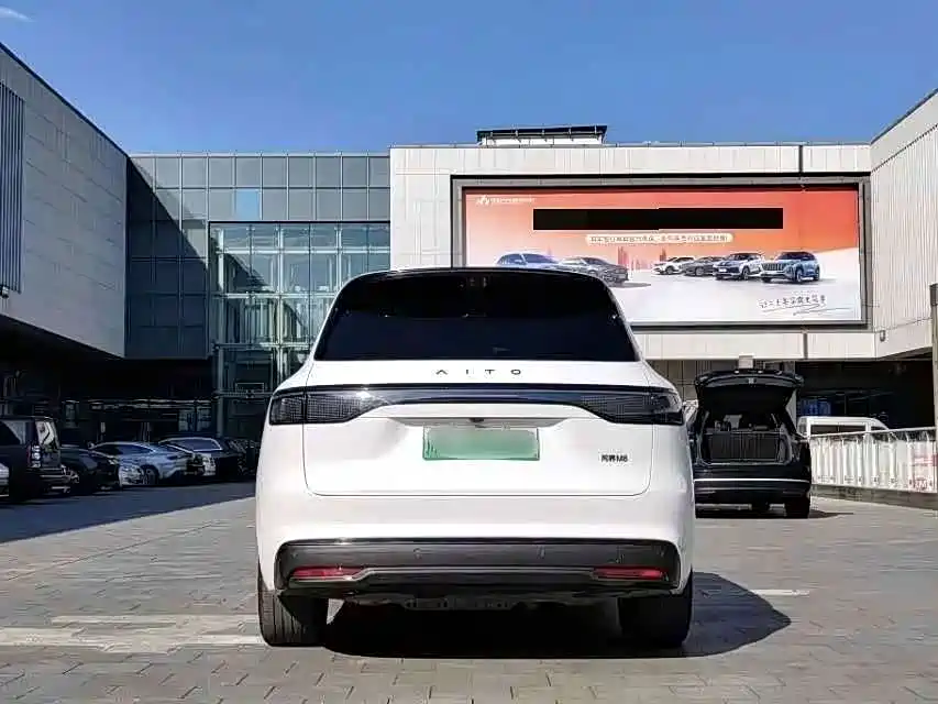 AITO AITO M8 — миниатюра 9
