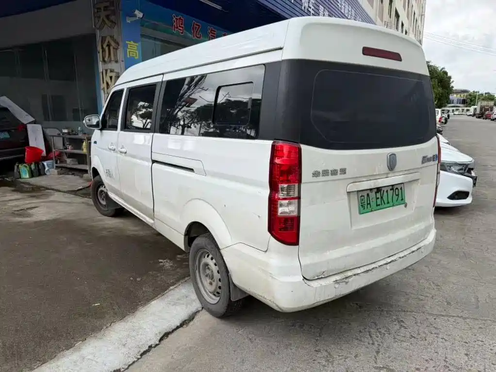 Jinbei Hiace EV — миниатюра 6