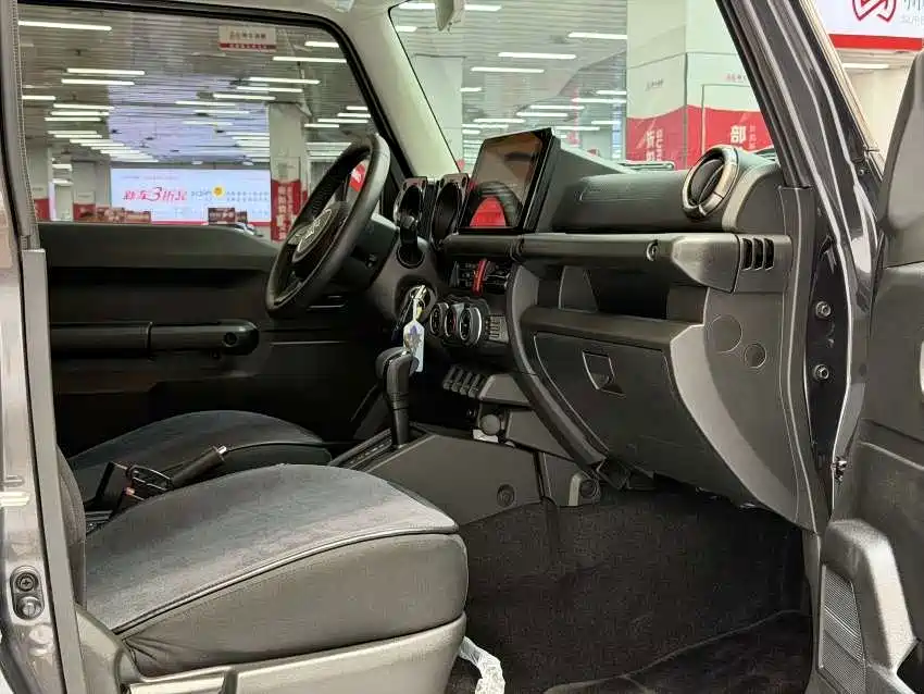 Suzuki Jimny — миниатюра 11