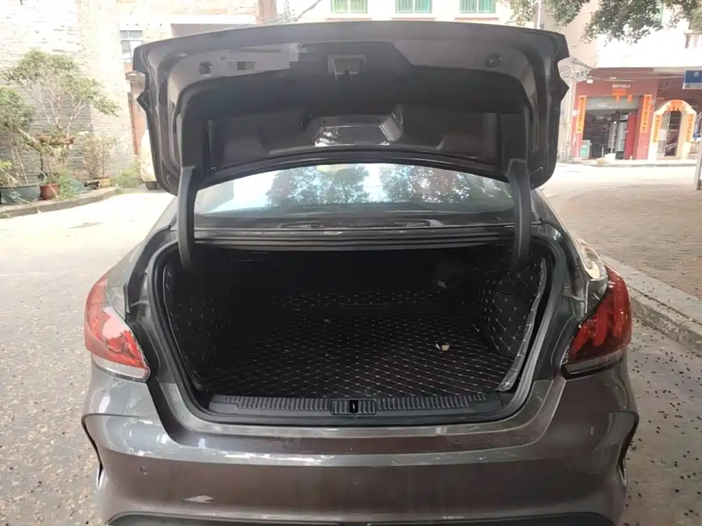 MG MG5 — миниатюра 19