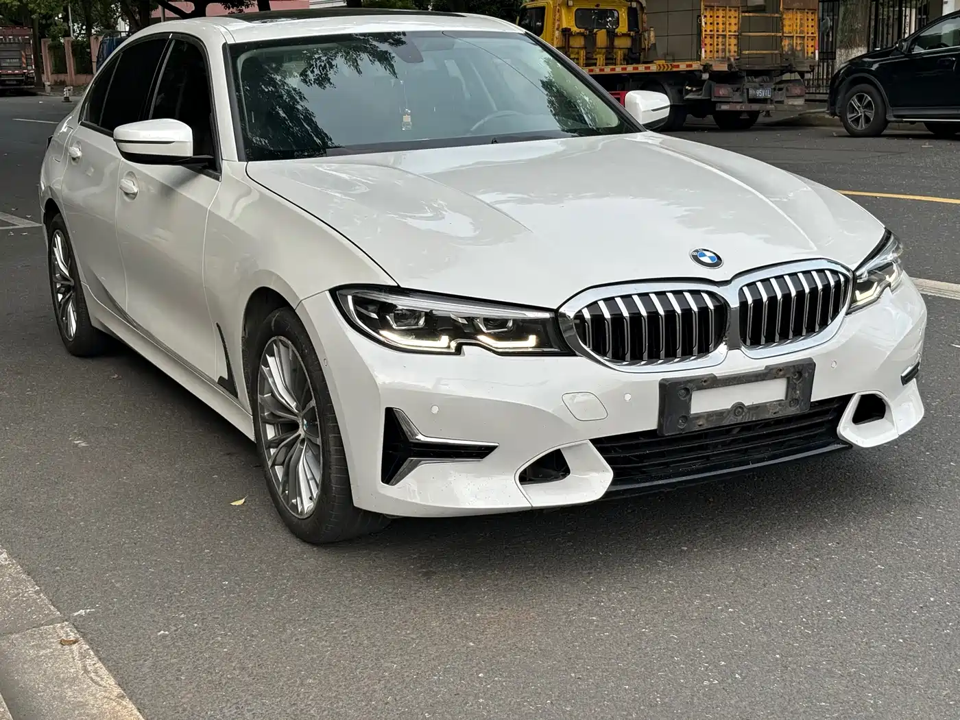 BMW 3 series id 4669464 из Китая 16