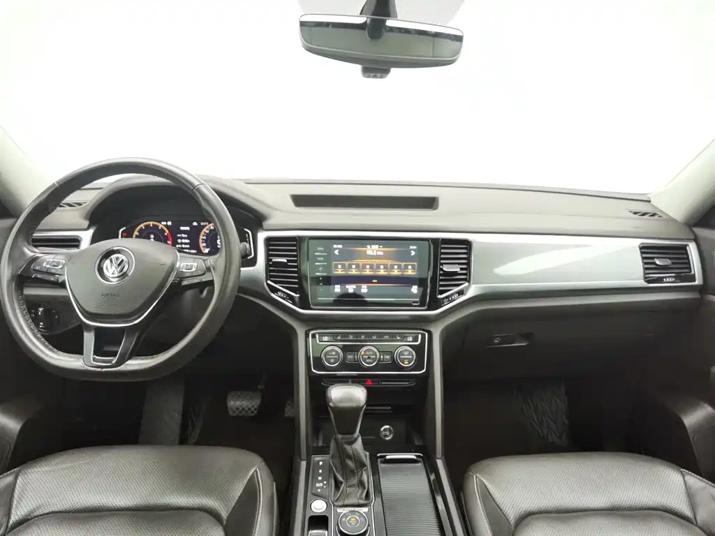 Volkswagen Teramont — миниатюра 5