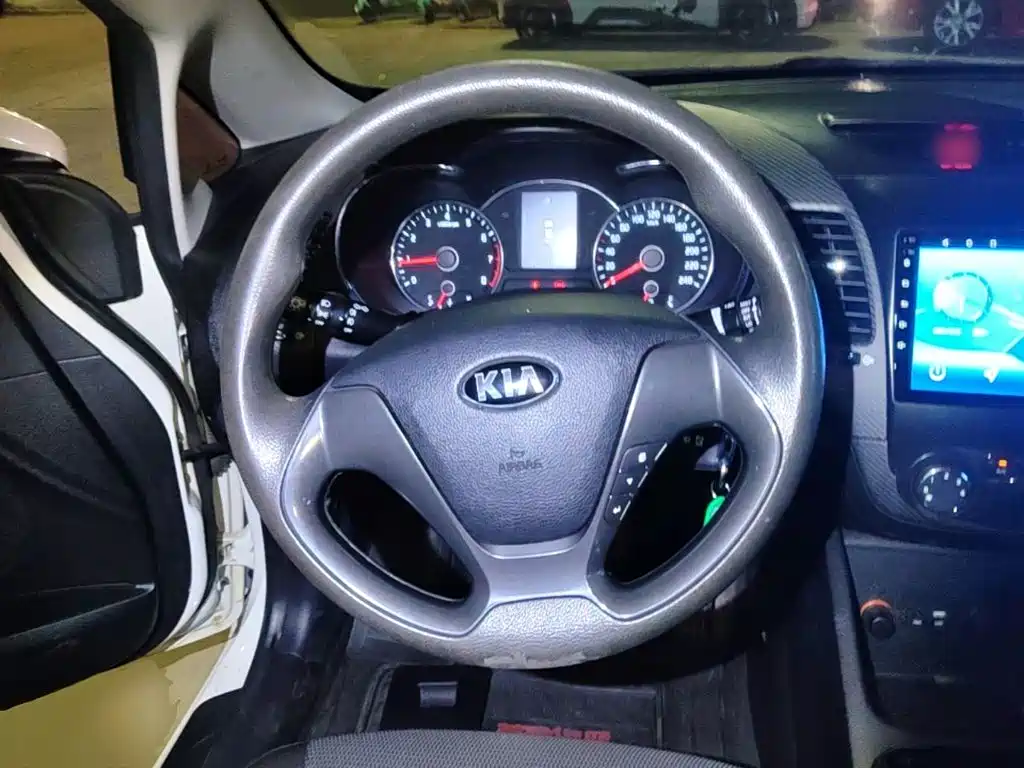 Kia K3 — миниатюра 11