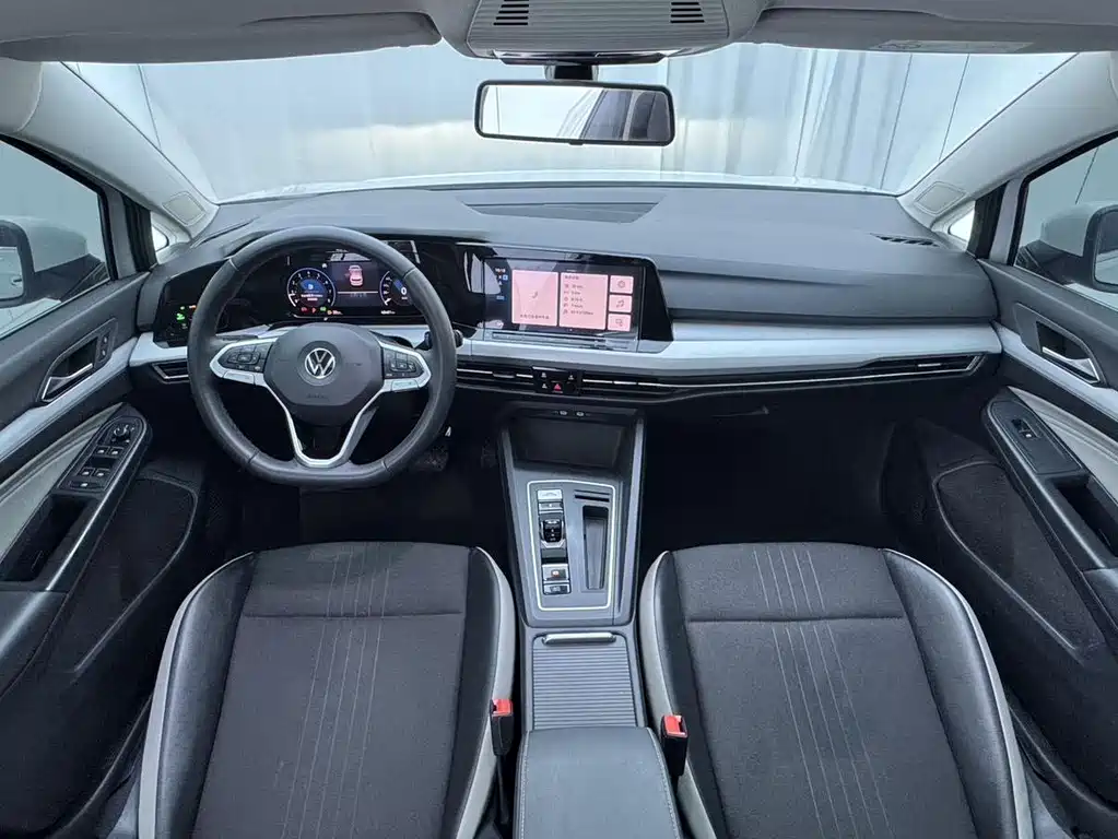 Volkswagen Golf — миниатюра 12