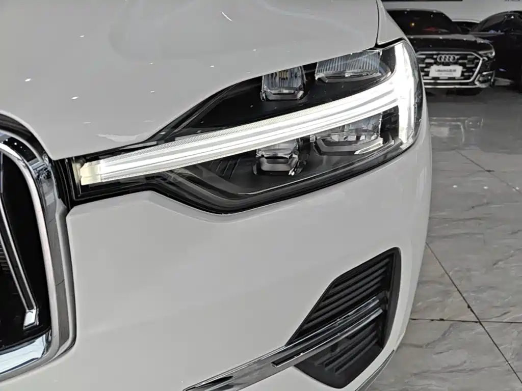 Volvo XC60 — миниатюра 24
