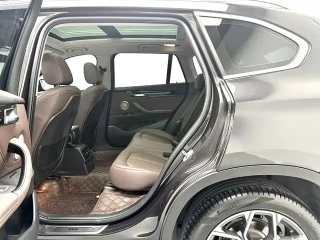 BMW X1 — миниатюра 6