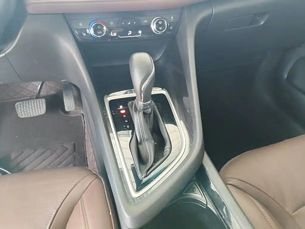 Buick GL6 — миниатюра 14