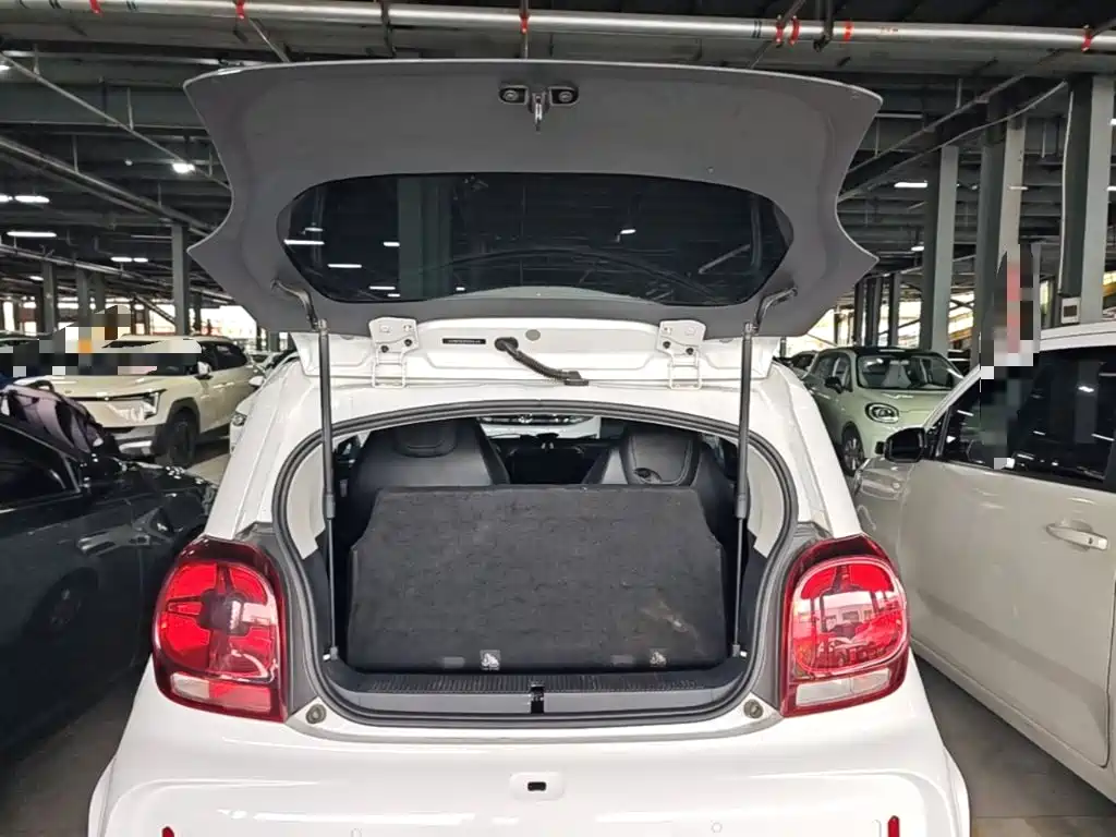 Roewe Clever — миниатюра 19