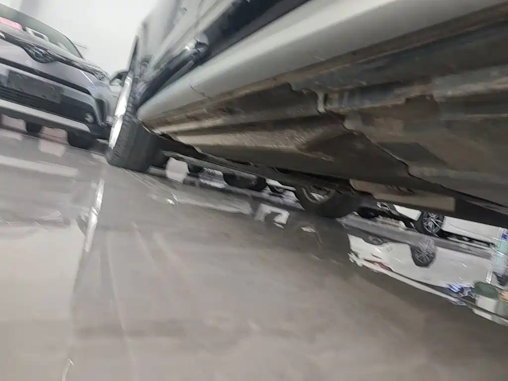Audi Q5L — миниатюра 22