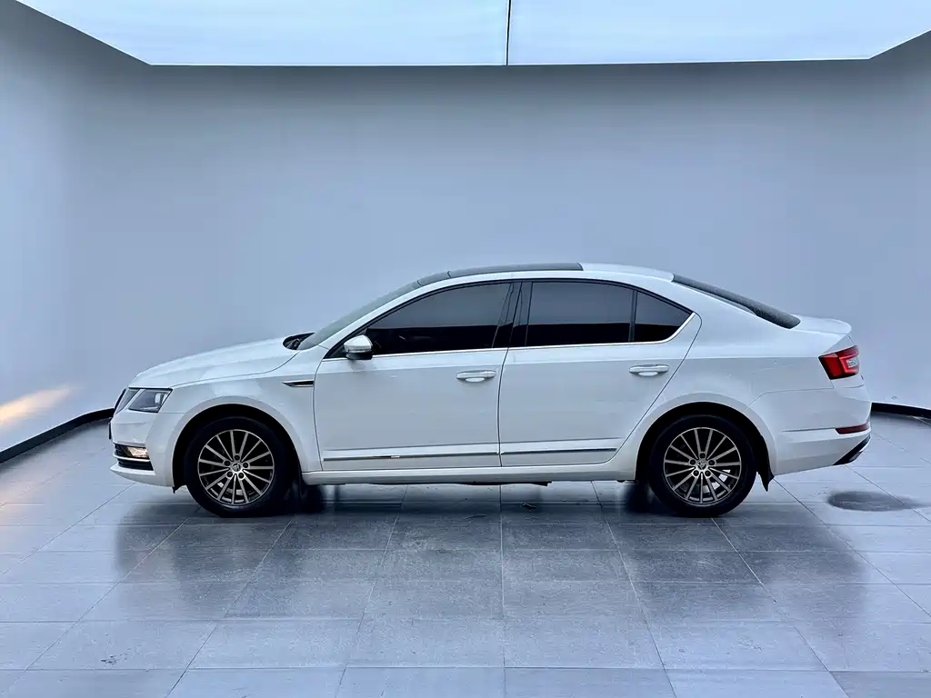 Skoda Octavia — миниатюра 14
