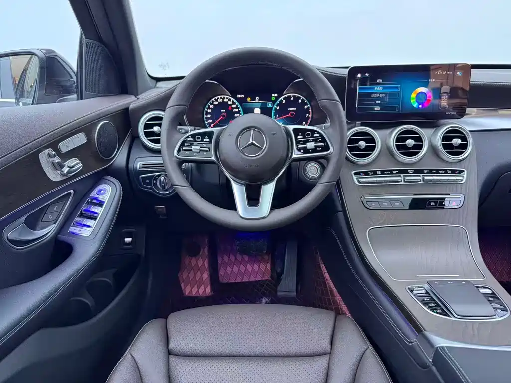 Mercedes-Benz GLC — миниатюра 11