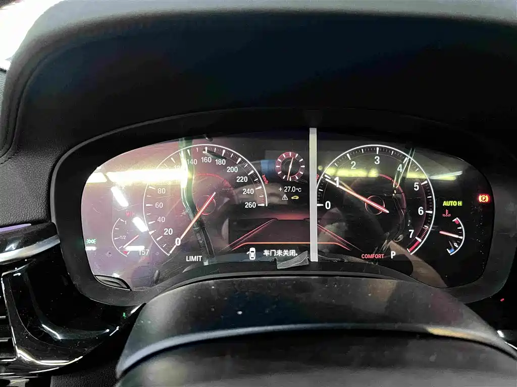 BMW 5 Series — миниатюра 6