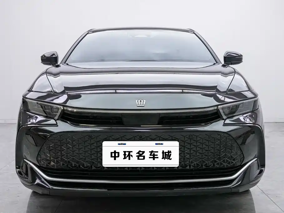 Toyota Crown SportCross — миниатюра 4