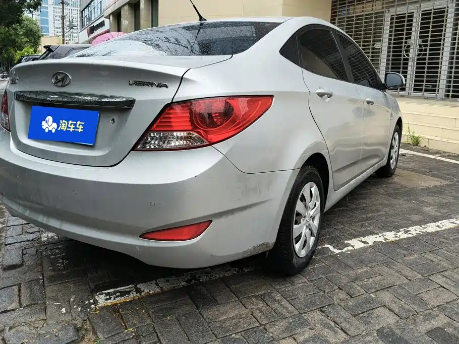 Hyundai Verna — миниатюра 3