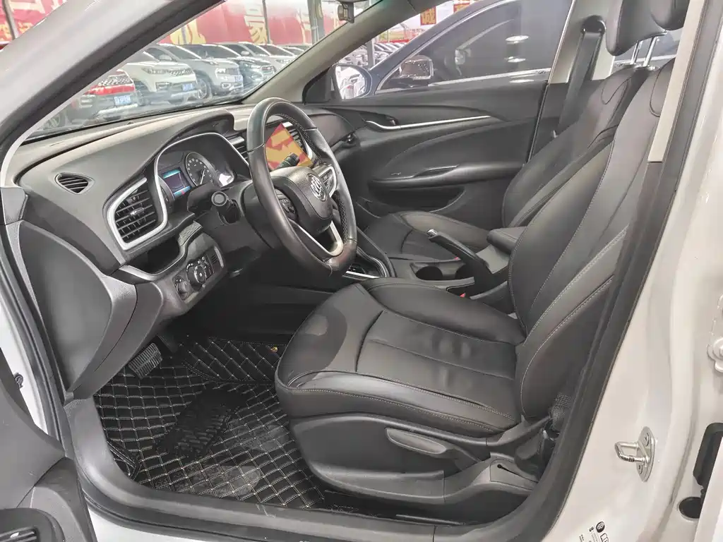 Buick Excelle — миниатюра 4