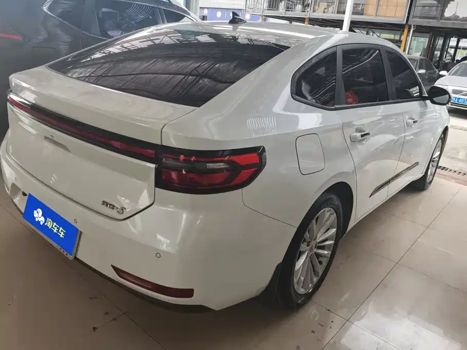 Baojun RC-5 — миниатюра 3