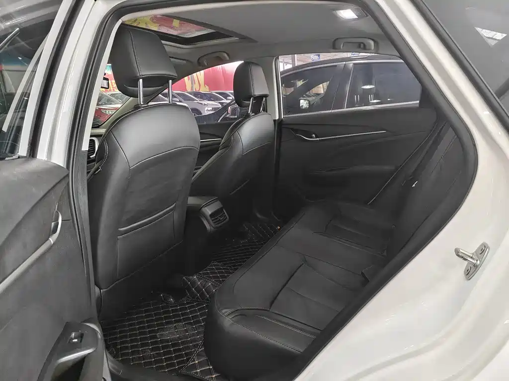 Buick Excelle — миниатюра 6