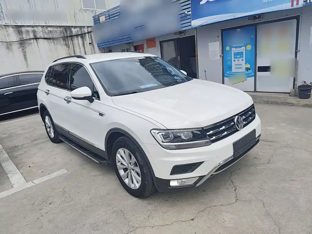 Volkswagen Tiguan L — миниатюра 4