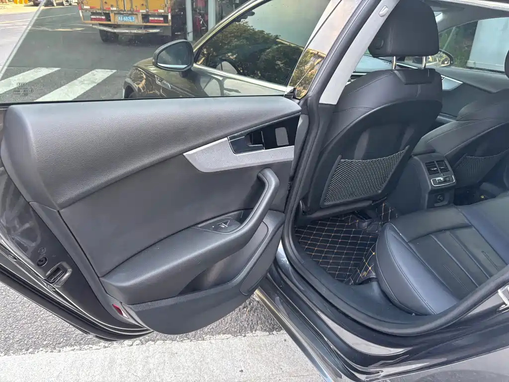 Audi A5 (Import) — миниатюра 13