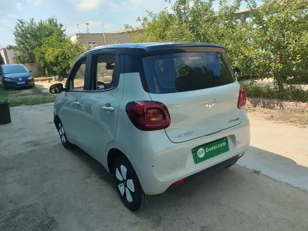 Wuling MINIEV — миниатюра 5