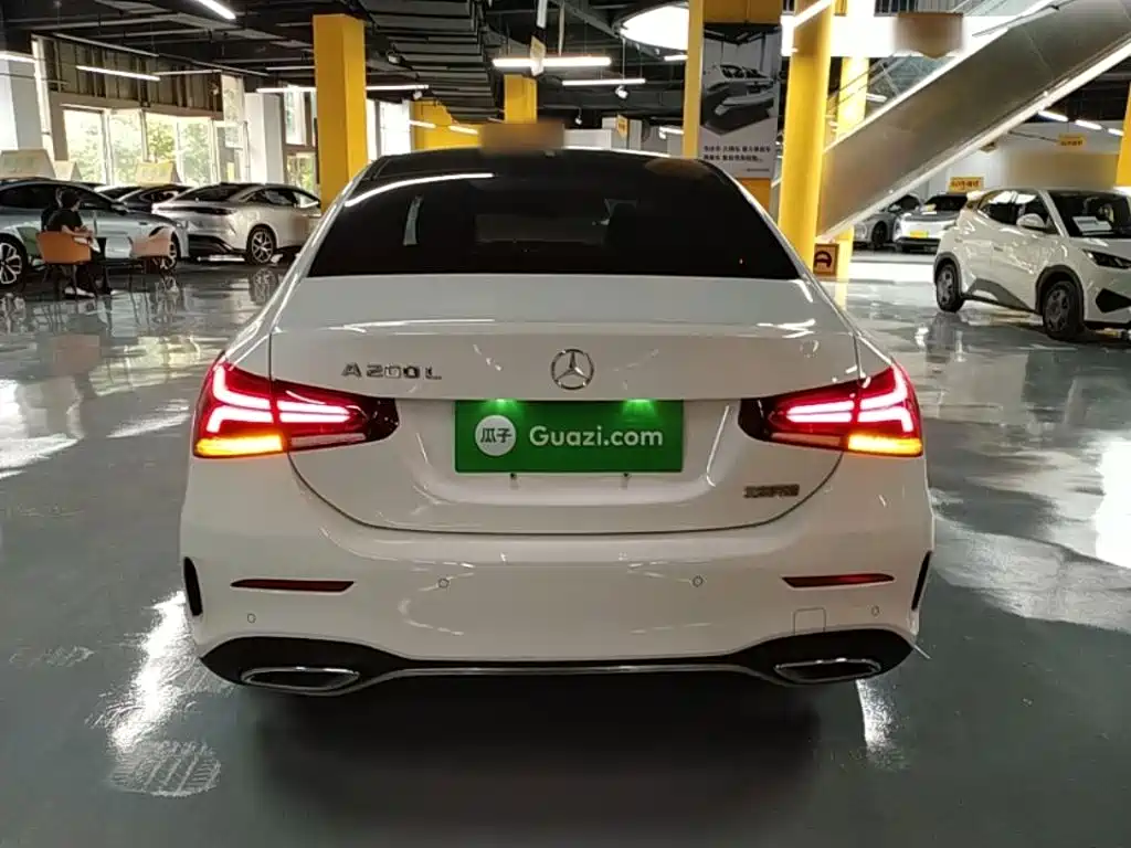 Mercedes-Benz A-Class — миниатюра 6