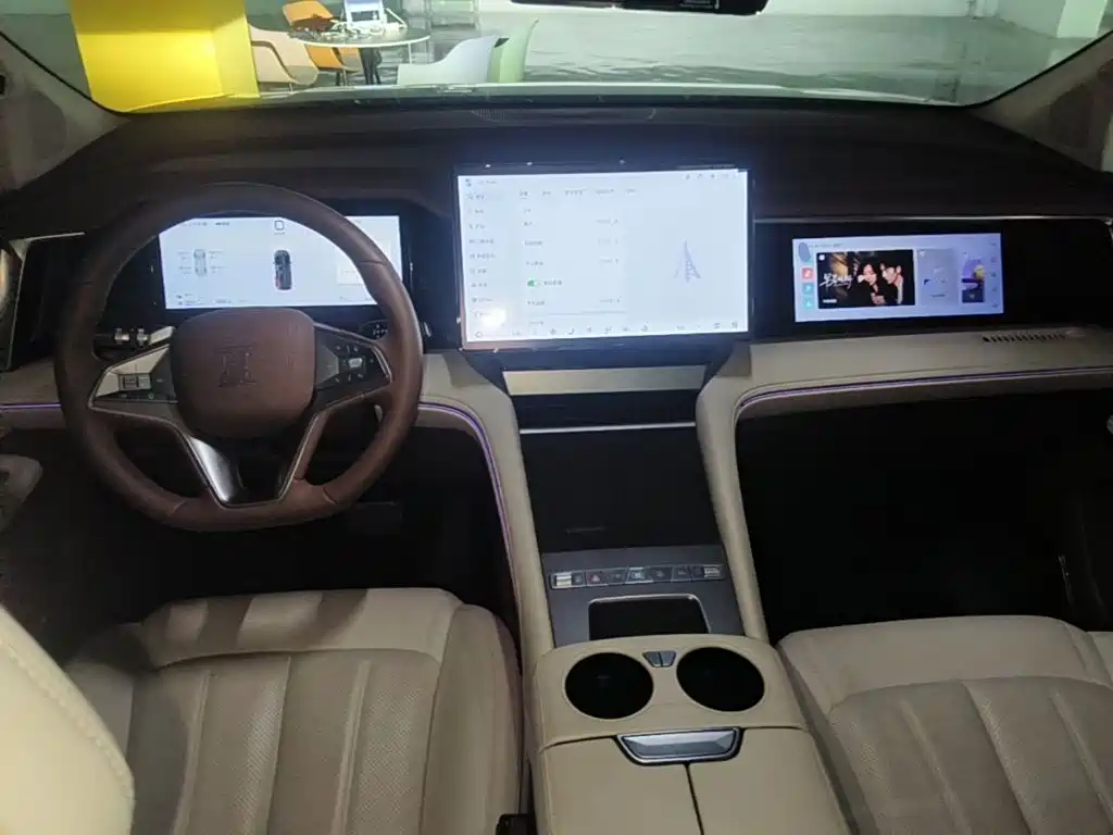 BYD Xia — миниатюра 10