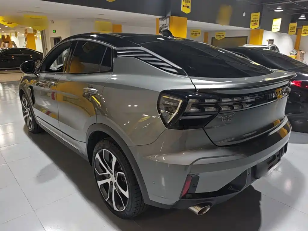 Lynk & Co 05 — миниатюра 5