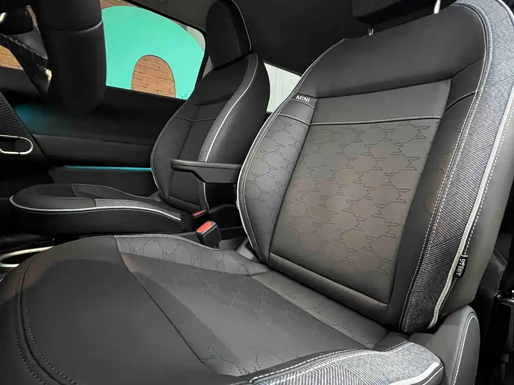 MINI ELECTRIC  COOPER