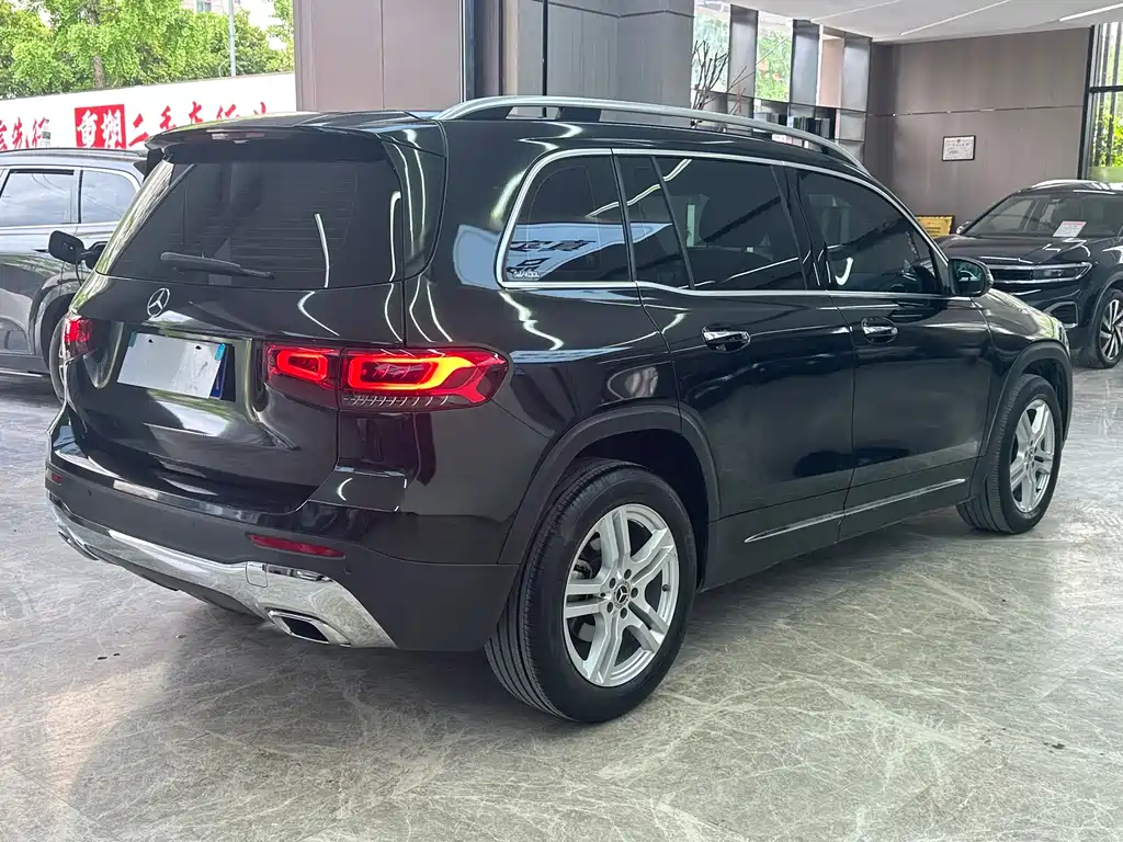 Mercedes-Benz GLB 2023 GLB 220