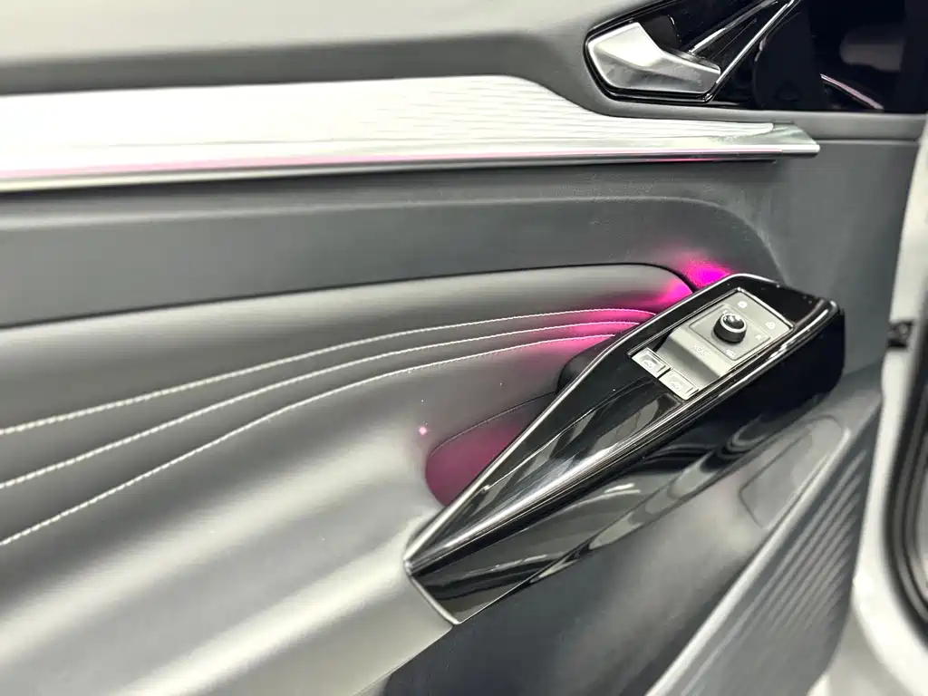 VOLKSWAGEN ID.4 CROZZ