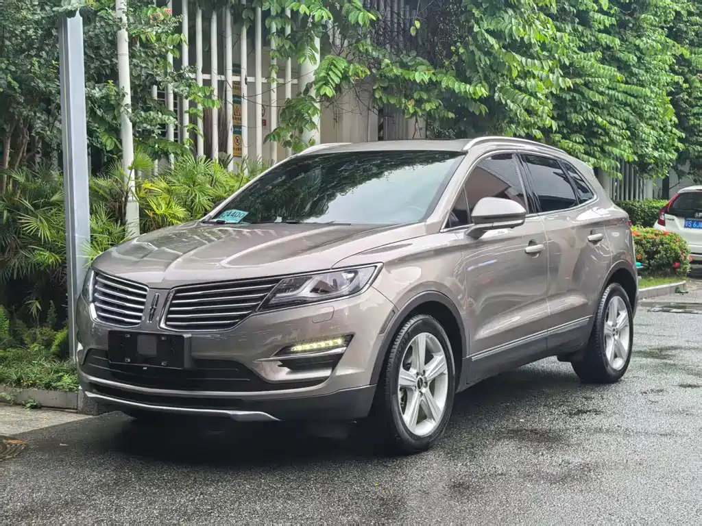 Lincoln MKC