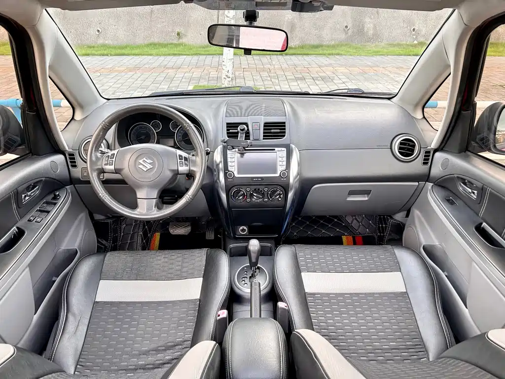 Suzuki SX4 1.6L Auto Cool Sharp Type, фото 15