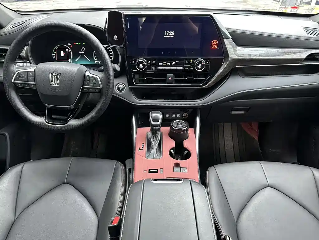 Toyota Crown Kluger — миниатюра 8