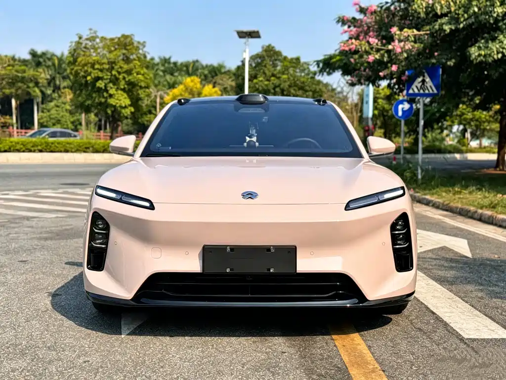 NIO ET5 — миниатюра 3
