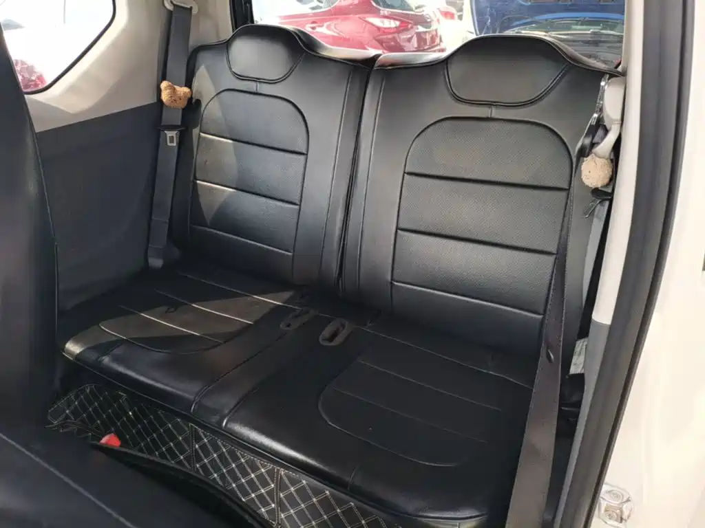 Wuling MINIEV — миниатюра 17