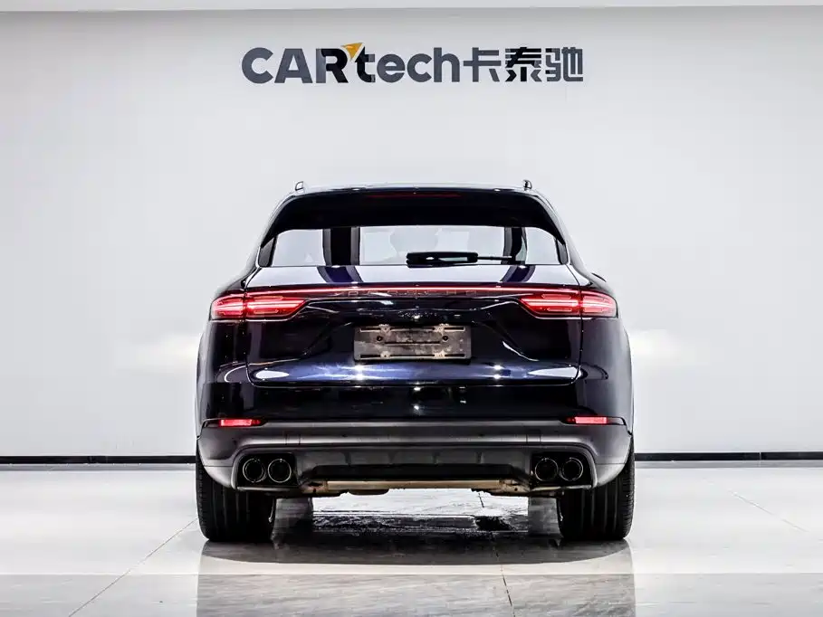 Porsche Cayenne Hybrid — миниатюра 5