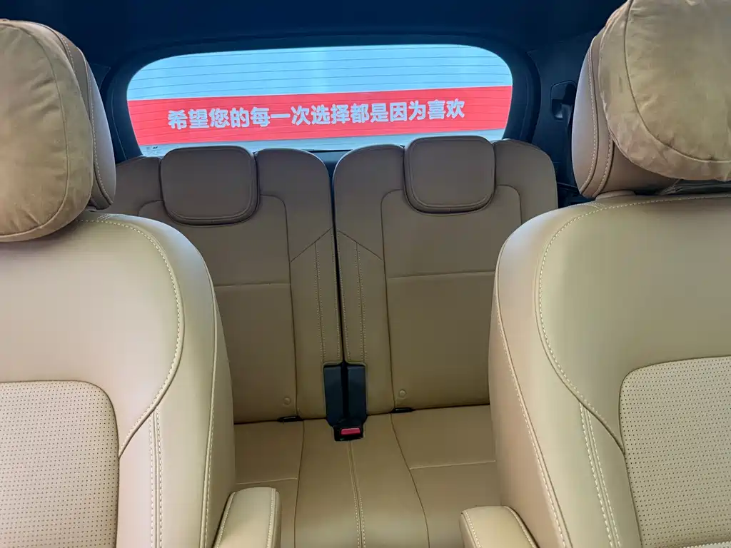 Li Auto Li ONE — миниатюра 11