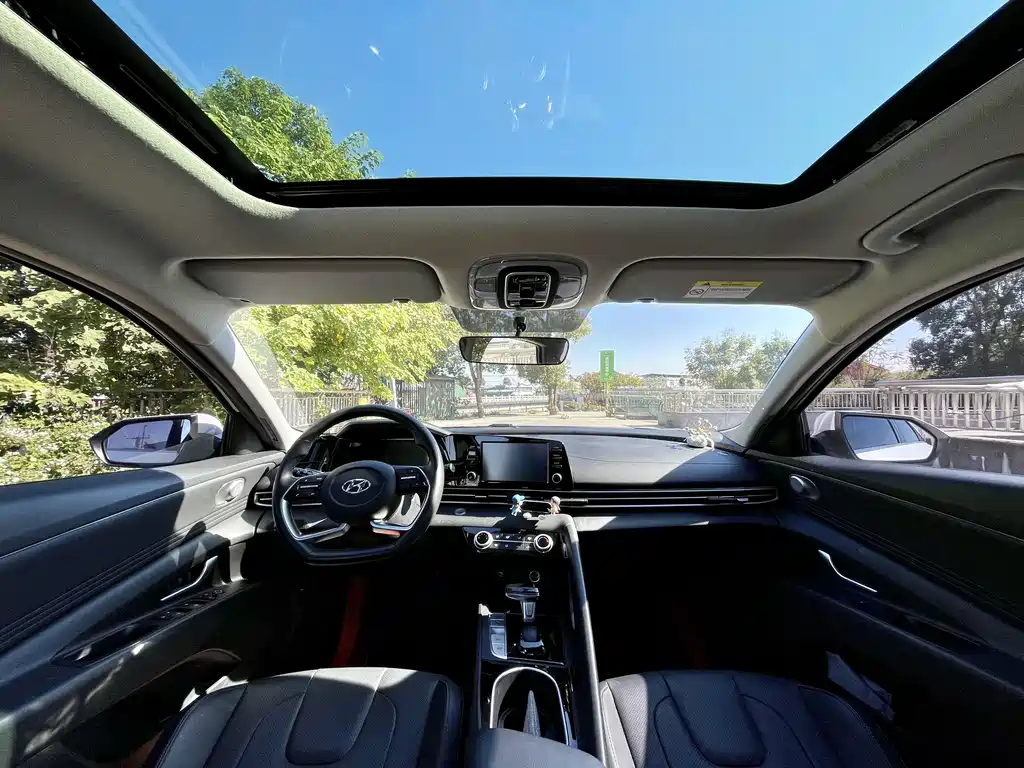Hyundai Elantra 2021 1.5L CVT GLX Elite