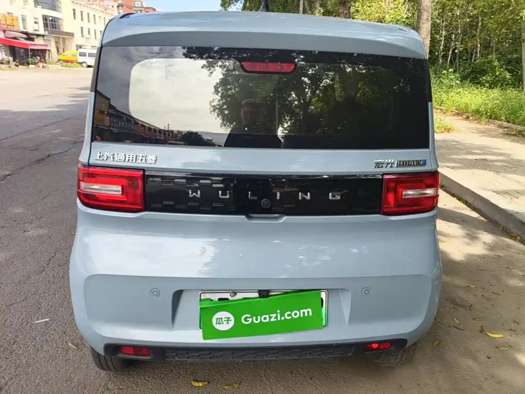 Wuling MINIEV — миниатюра 6