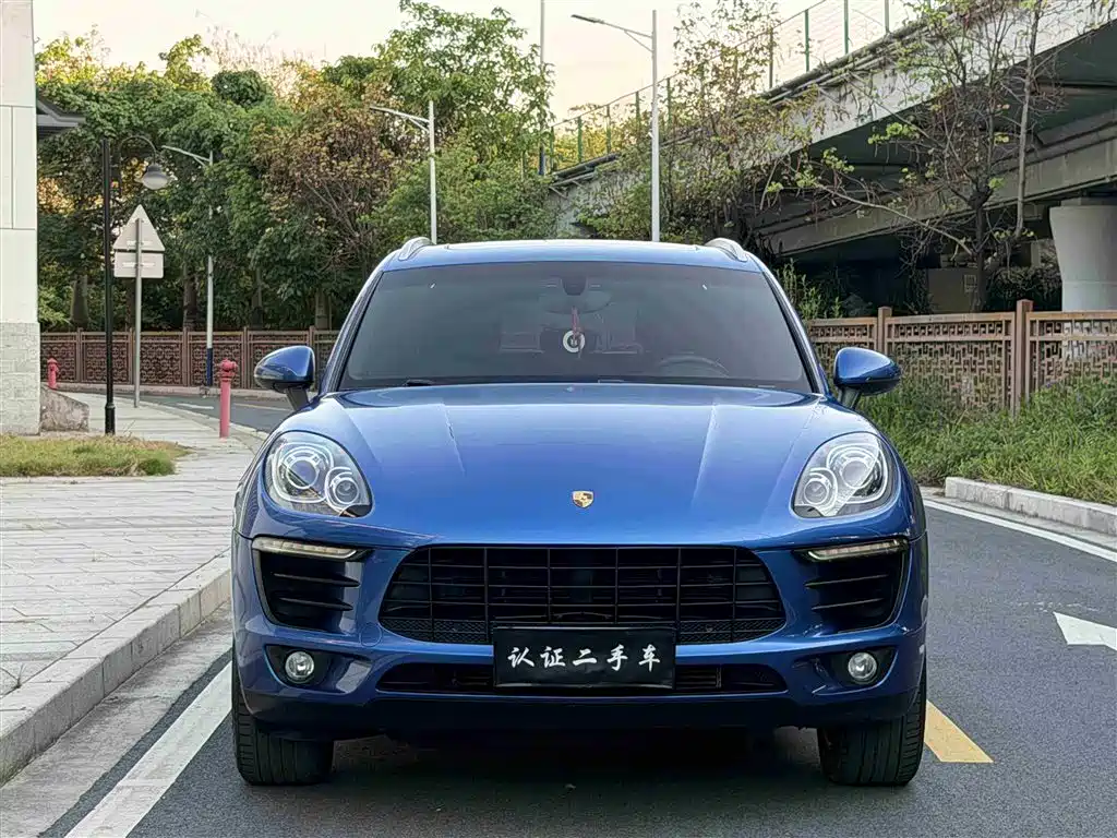 Porsche Macan 2015