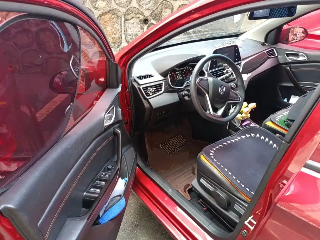 Baojun 310 — миниатюра 12