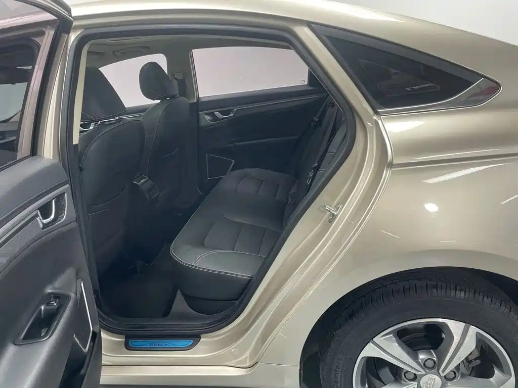Geely Emgrand GL — миниатюра 14