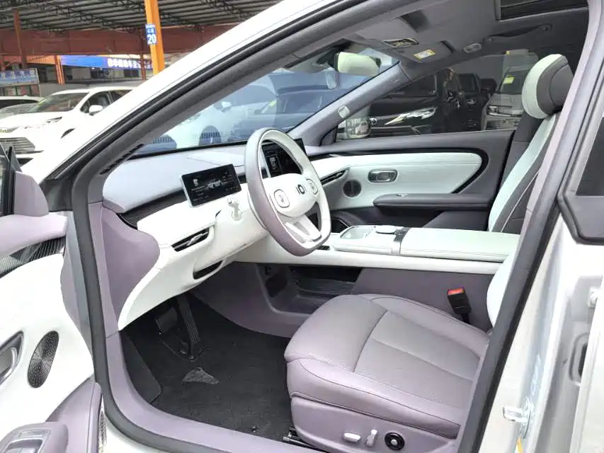 Changan Qiyuan A06 2025 thumb 4