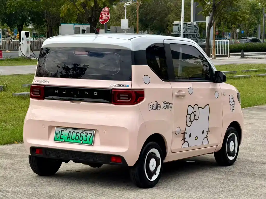 Wuling MINIEV — миниатюра 5